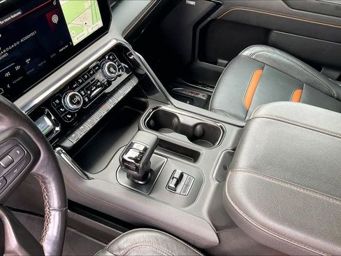Used 2023 GMC Sierra 1500 AT4 w/ AT4 Preferred Package AWD/4WD image 15