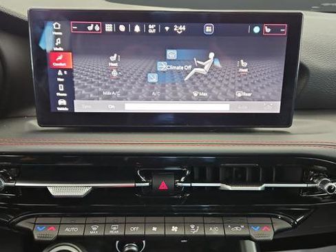 Used 2024 Dodge Hornet R/T Plus w/ Track Pack AWD/4WD image 18