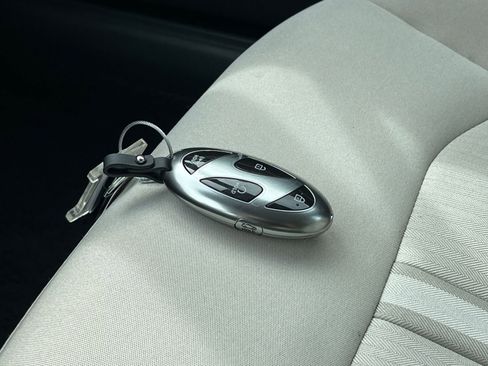 Used 2025 Hyundai Sonata SEL FWD image 21