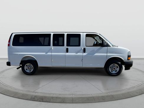 New 2025 GMC Savana 3500 LS RWD image 9