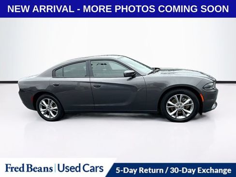 Used 2022 Dodge Charger SXT AWD/4WD image 11