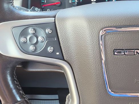 Used 2020 GMC Yukon Denali w/ Denali Ultimate Package AWD/4WD image 22