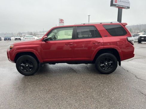 Used 2017 Toyota 4Runner SR5 Premium image 19