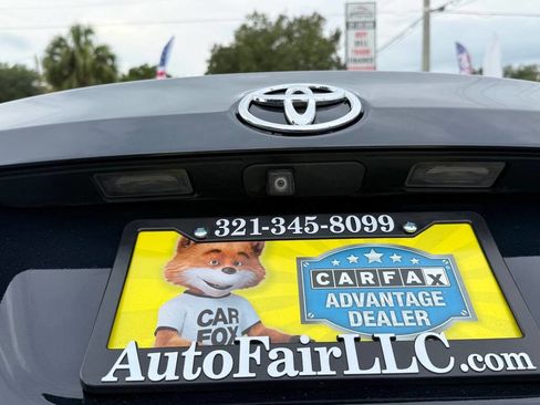 Used 2016 Toyota Corolla LE FWD image 7