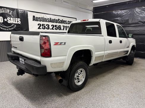 Used 2005 Chevrolet Silverado 2500 LS AWD/4WD image 3
