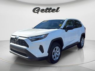 Used 2024 Toyota RAV4 LE FWD video 1