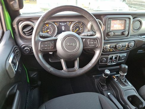 Used 2020 Jeep Wrangler Sport image 16