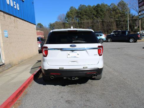 Used 2017 Ford Explorer 4WD image 5
