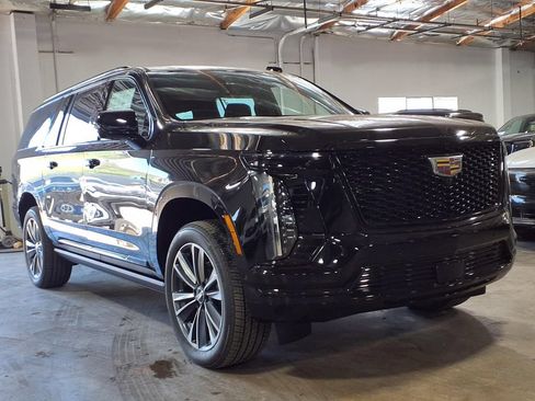New 2026 Cadillac Escalade ESV Sport AWD/4WD image 3