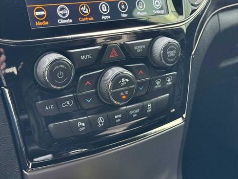 Certified 2020 Jeep Grand Cherokee Limited X image 26