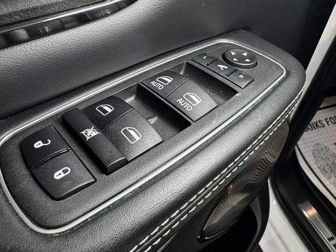 Used 2023 RAM 1500 Limited AWD/4WD image 24
