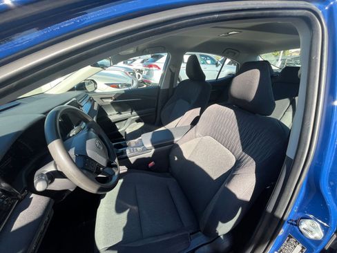 Used 2025 Toyota Camry LE image 36