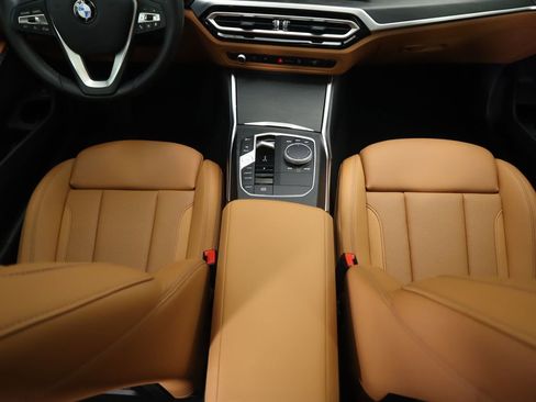 Certified 2023 BMW 330i Sedan w/ Convenience Package image 17