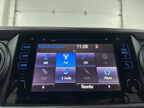 Used 2019 Toyota Tacoma TRD Sport AWD/4WD image 33