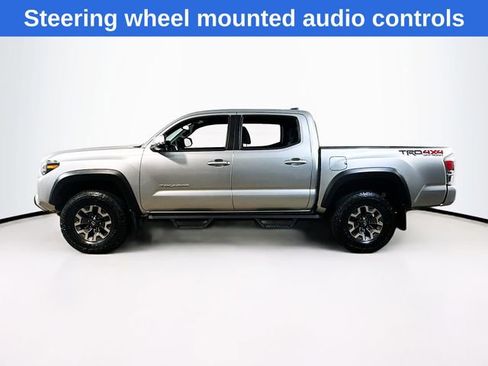 Used 2022 Toyota Tacoma TRD Off-Road w/ Technology Package AWD/4WD image 6