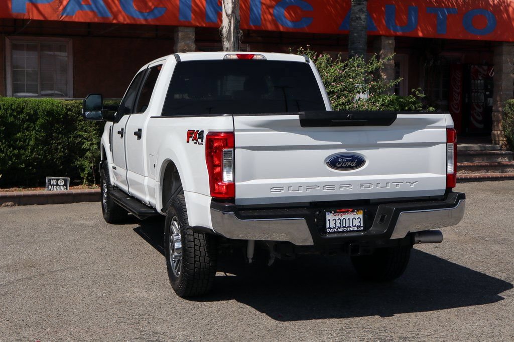 Used 2019 Ford F250 XL w/ Power Equipment Group AWD/4WD image 6