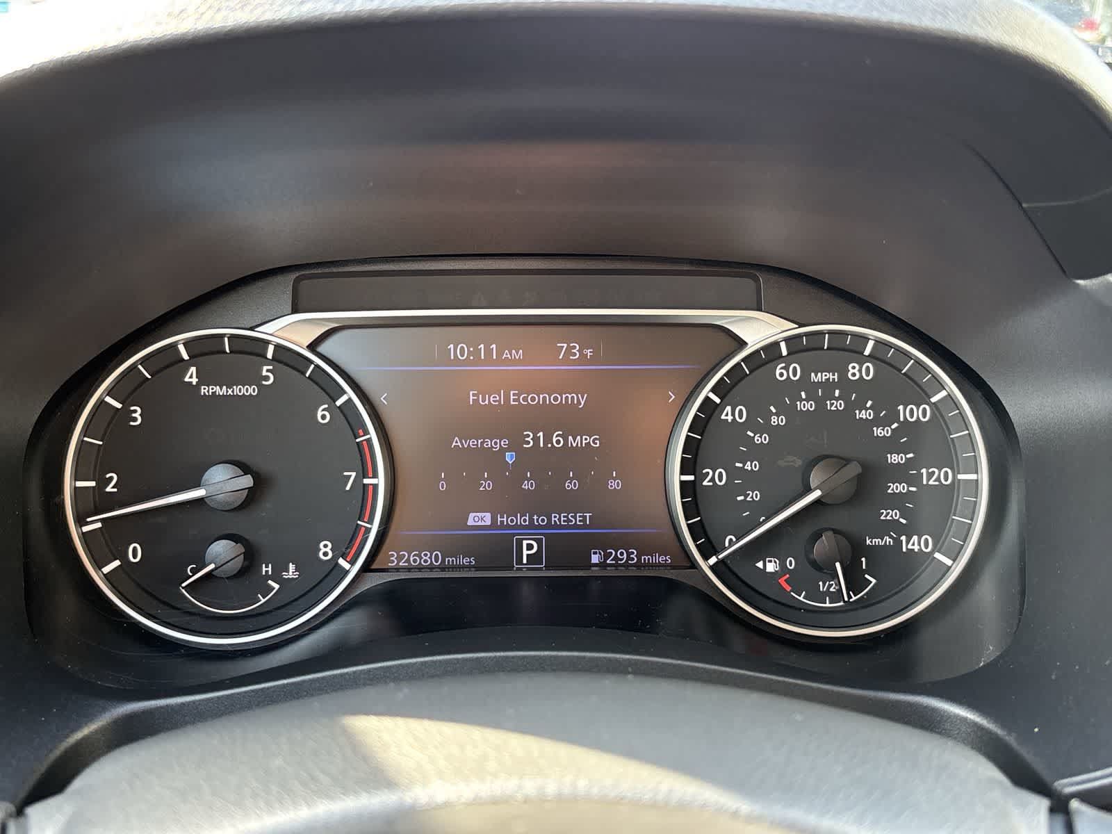 Used 2025 Nissan Altima 2.5 SV FWD image 13