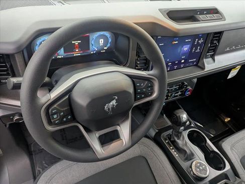 New 2025 Ford Bronco 4-Door AWD/4WD image 3
