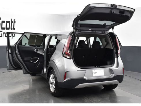 Certified 2023 Kia Soul LX w/ LX Technology Package image 35