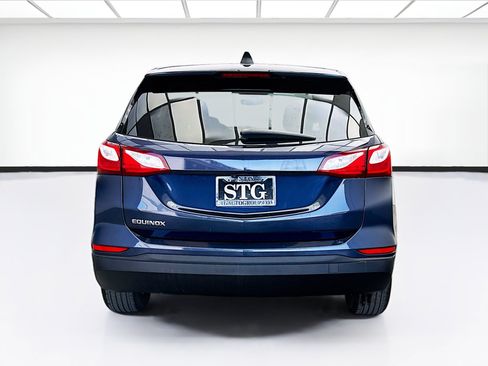 Used 2019 Chevrolet Equinox LS w/ LS Convenience Package FWD image 5