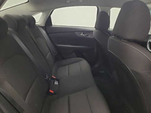 Used 2021 Kia Forte LXS FWD image 19