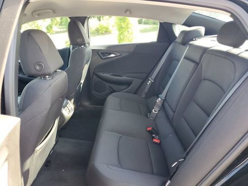 Used 2021 Chevrolet Malibu LT FWD image 27