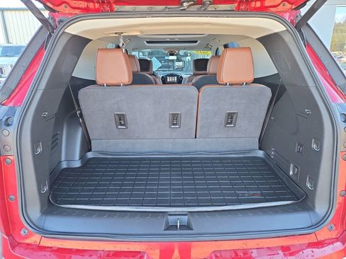 Used 2019 Chevrolet Traverse High Country image 32
