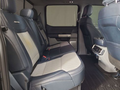 Used 2023 Ford F150 Limited image 23