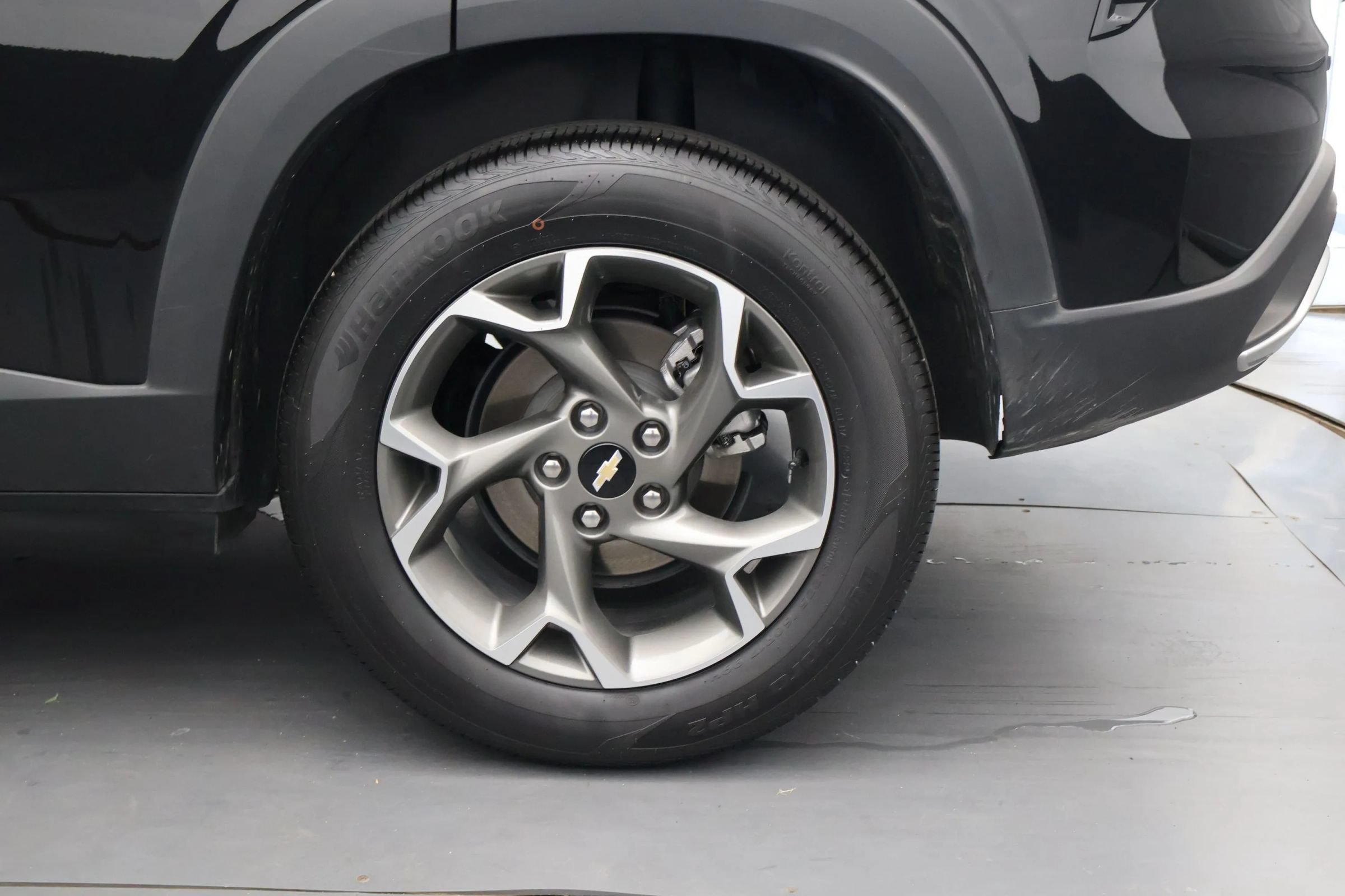Used 2026 Chevrolet Trax LT FWD image 35