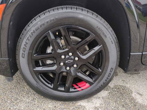 Used 2023 Chevrolet Traverse Premier w/ Redline Edition AWD/4WD image 34