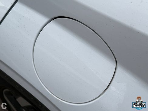 Used 2024 Hyundai Venue SEL FWD image 10