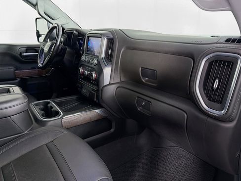 Used 2022 GMC Sierra 3500 Denali image 31