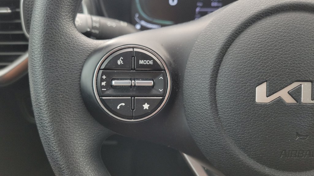 Used 2024 Kia Soul LX w/ Option Group 015 FWD image 20