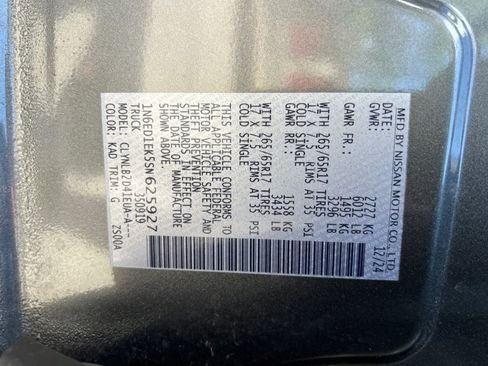Used 2025 Nissan Frontier SV AWD/4WD image 34