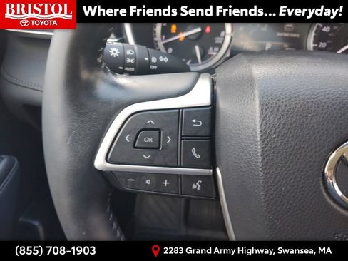 Used 2022 Toyota Highlander Limited AWD/4WD image 31