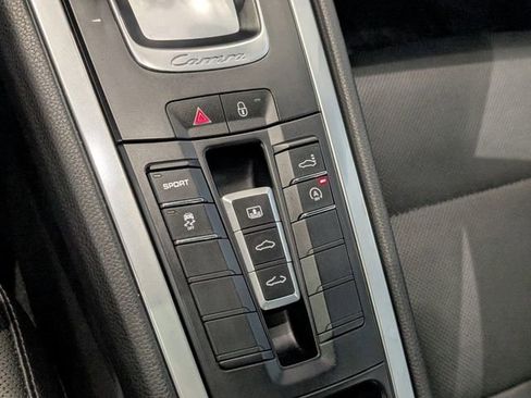 Used 2016 Porsche 911 Carrera Black Edition image 16