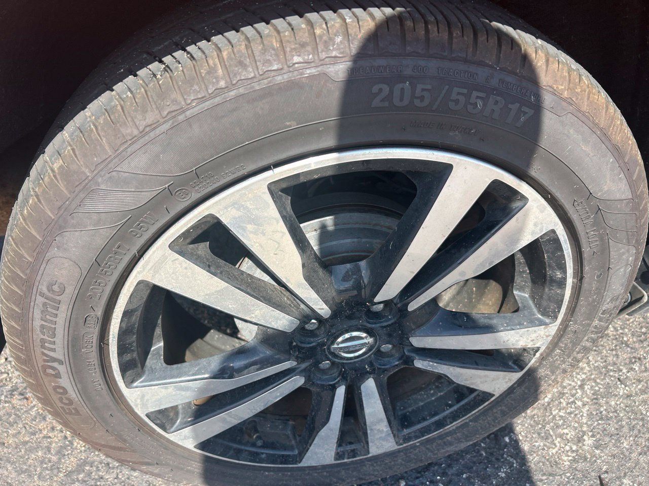 Used 2018 Nissan Kicks SV w/ Exterior Package FWD image 9