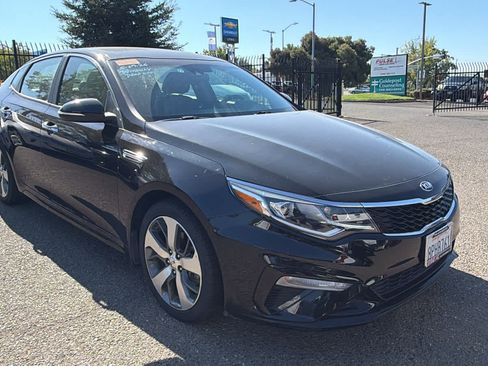 Used 2020 Kia Optima S FWD image 3