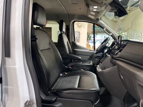 Used 2021 Ford Transit 150 XL image 34