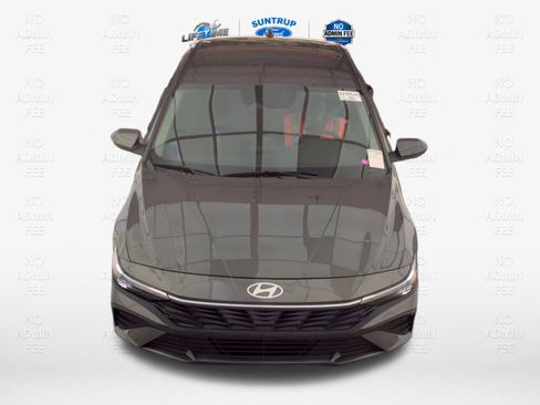 Used 2026 Hyundai Elantra Hybrid FWD image 32