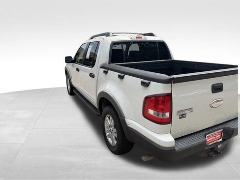 Used 2008 Ford Explorer Sport Trac XLT RWD image 9