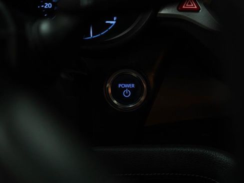 Used 2022 Toyota Sienna LE image 18