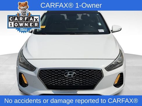 Used 2018 Hyundai Elantra GT w/ Tech Package 03 FWD image 2