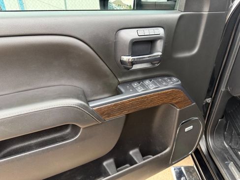 Used 2019 GMC Sierra 2500 Denali w/ Duramax Plus Package image 17