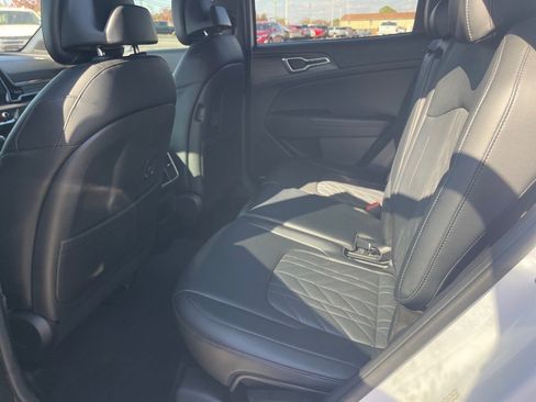 Used 2023 Kia Sportage X-Line image 11