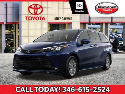 New 2025 Toyota Sienna XLE