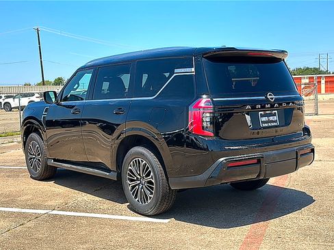 New 2026 Nissan Armada SL w/ Captain's Chari Seat Package AWD/4WD image 6