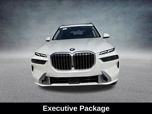 Used 2026 BMW X7 xDrive40i AWD/4WD image 10