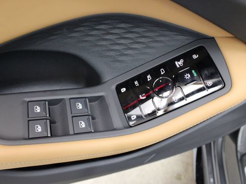 New 2026 Audi A6 Premium Plus AWD/4WD image 18