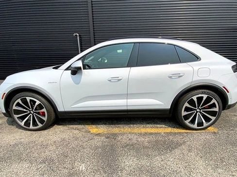 New 2025 Porsche Macan 4S Electric image 2